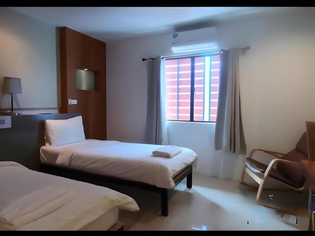 Klim Hotel Buriram Exterior photo