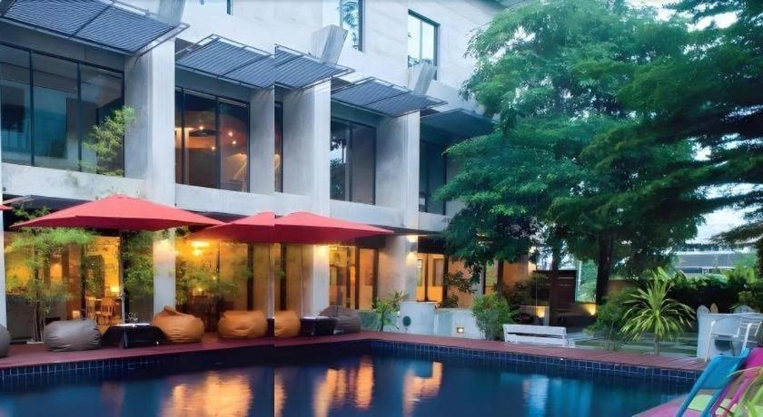 Klim Hotel Buriram Exterior photo